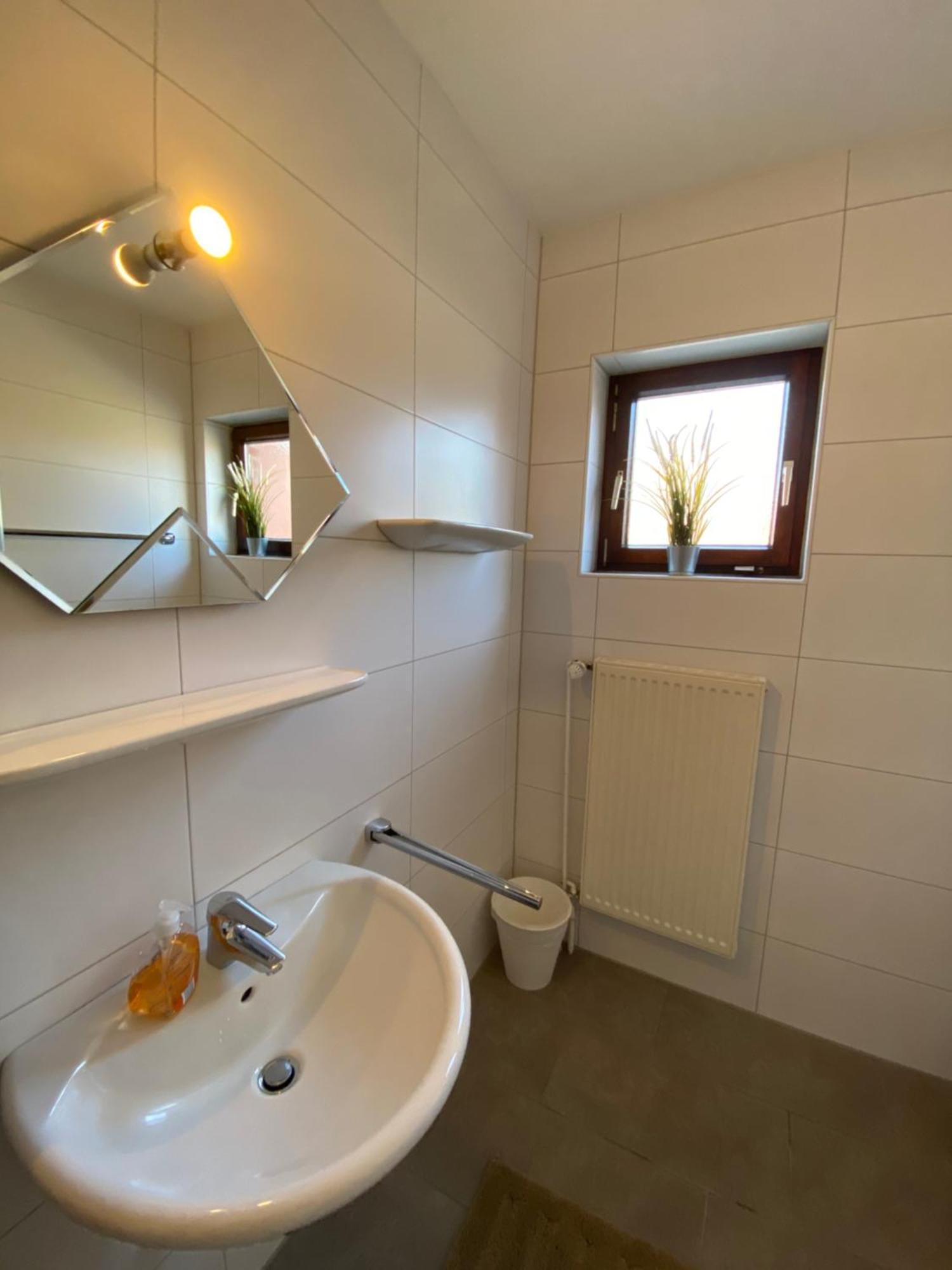 Ferienwohnung Im Erdgeschoss Mit Eingezaeunten Garten Und Terrasse Άουριχ Εξωτερικό φωτογραφία